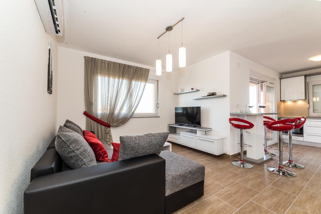 Apartments Kovacevic วีร์ ภายนอก รูปภาพ