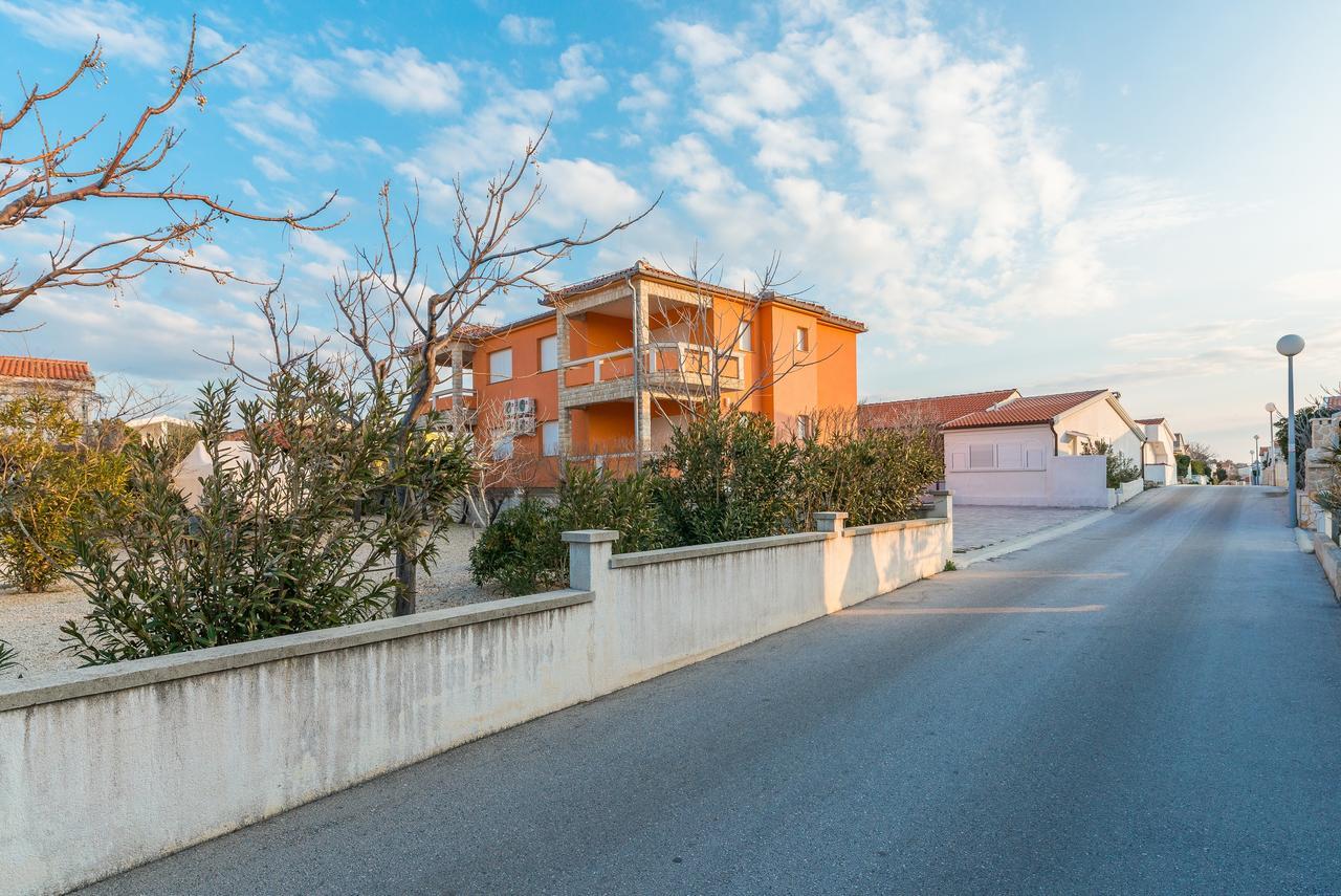 Apartments Kovacevic วีร์ ภายนอก รูปภาพ